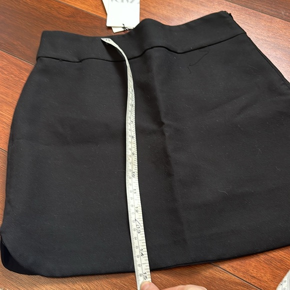 NWT Zara Black Mini Skirt XS - Picture 4 of 5